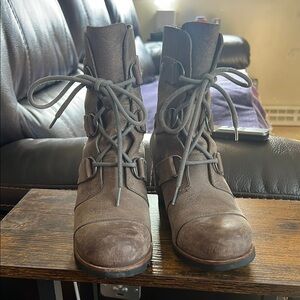 Sorel Brown leather Lace-Up wedge Ankle Boots